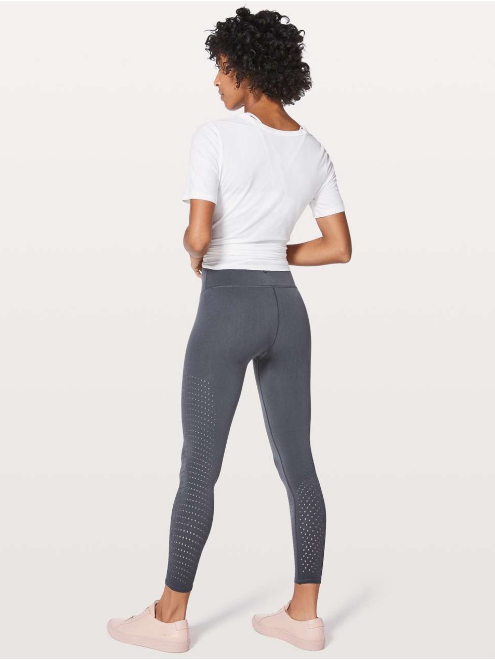 Lululemon Reveal 7/8 Tight *Vortex 25"
Blue Tied